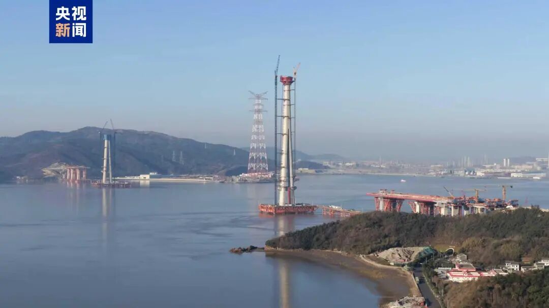 刷新纪录！世界最高海上桥塔封顶