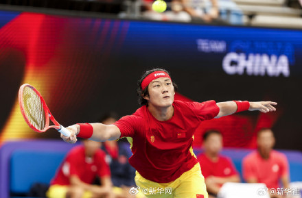 开门红！网球联合杯中国队逆转战胜比利时队