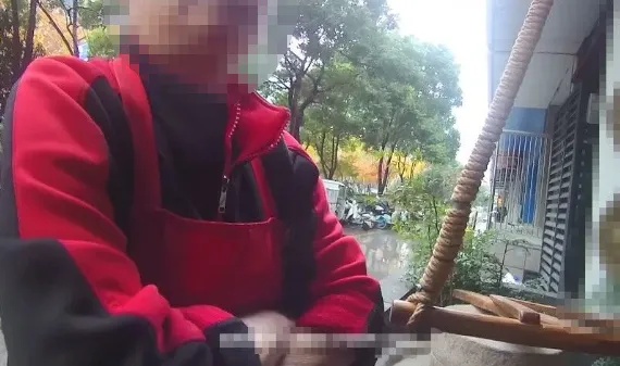 55岁阿姨网恋遇到“完美男友”，赠800万元只要付5000元……