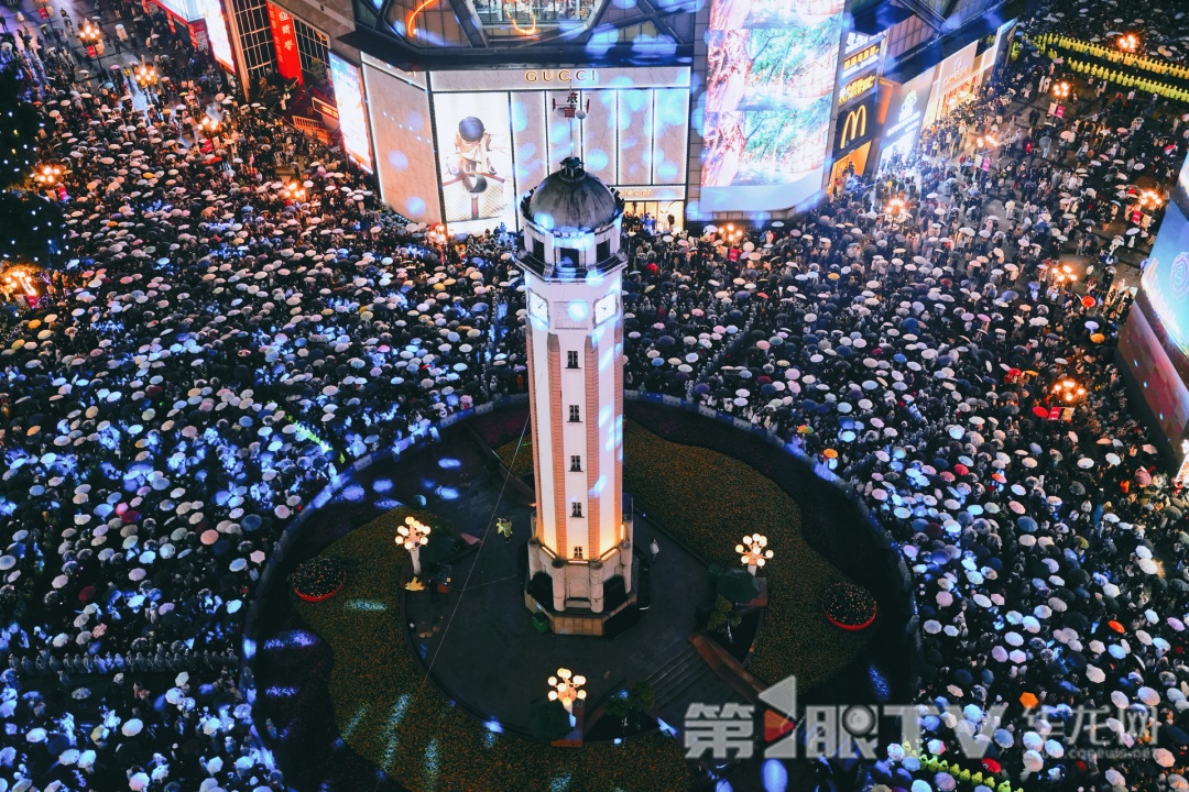 元旦期间，重庆接待游客803.24万人次，全市消费总额同比增长25.5%