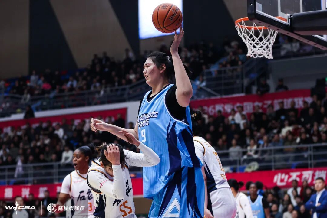 WCBA首秀正负值全队最低，张子宇未来路还长