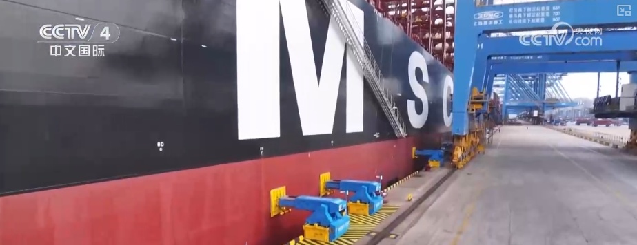 装卸忙！167.5亿、14亿、7亿……“硬核”数据印证中国外贸韧性与活力