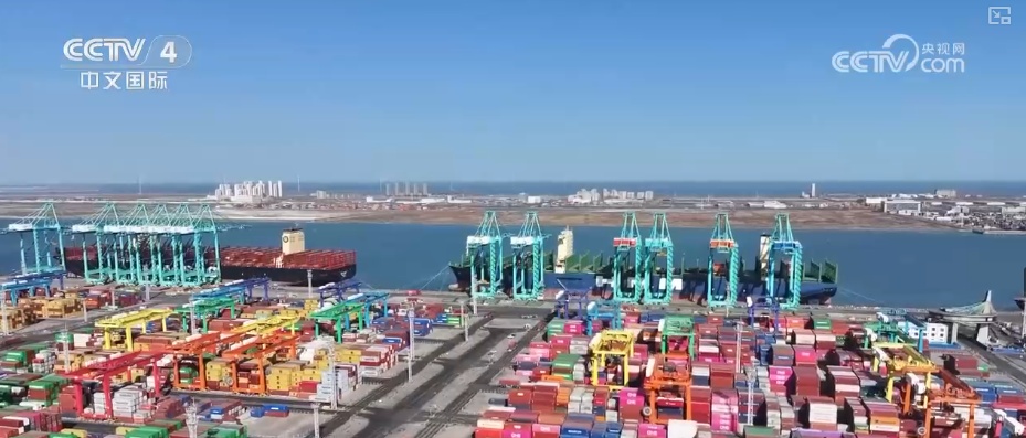 装卸忙！167.5亿、14亿、7亿……“硬核”数据印证中国外贸韧性与活力