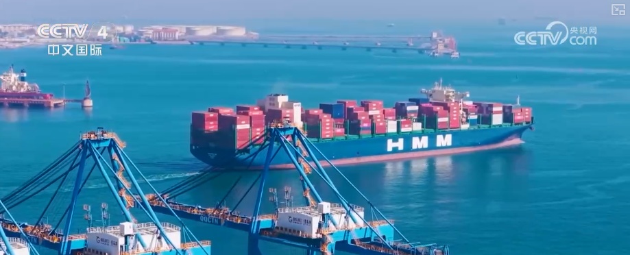 装卸忙！167.5亿、14亿、7亿……“硬核”数据印证中国外贸韧性与活力