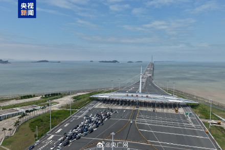 港珠澳大桥出入境客流量累计破亿