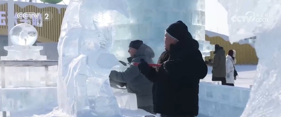 “冷”资源“热”起来变身“流量担当” 冰雪经济“热效应”活力涌动 “冷”资源“热”起来变身“流量担当” 冰雪经济“热效应”活力涌动