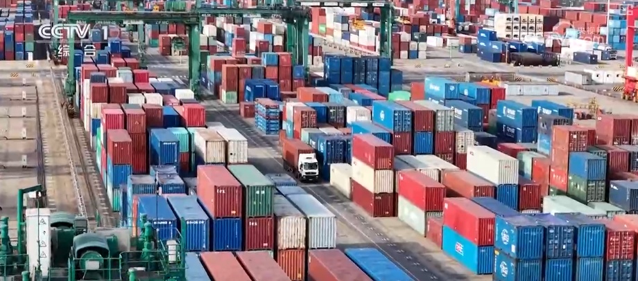 开年即冲刺!港口码头、重大工程、科技创新……各领域火热开局积聚经济发展“底气” 开年即冲刺!港口码头、重大工程、科技创新……各领域火热开局积聚经济发展“底气”