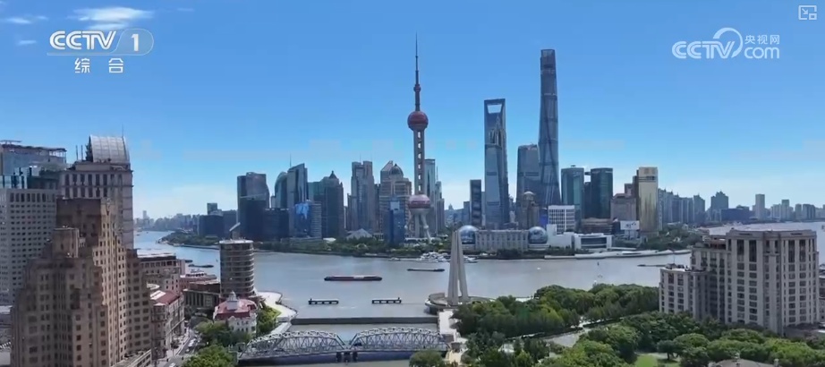 开年即冲刺!港口码头、重大工程、科技创新……各领域火热开局积聚经济发展“底气” 开年即冲刺!港口码头、重大工程、科技创新……各领域火热开局积聚经济发展“底气”