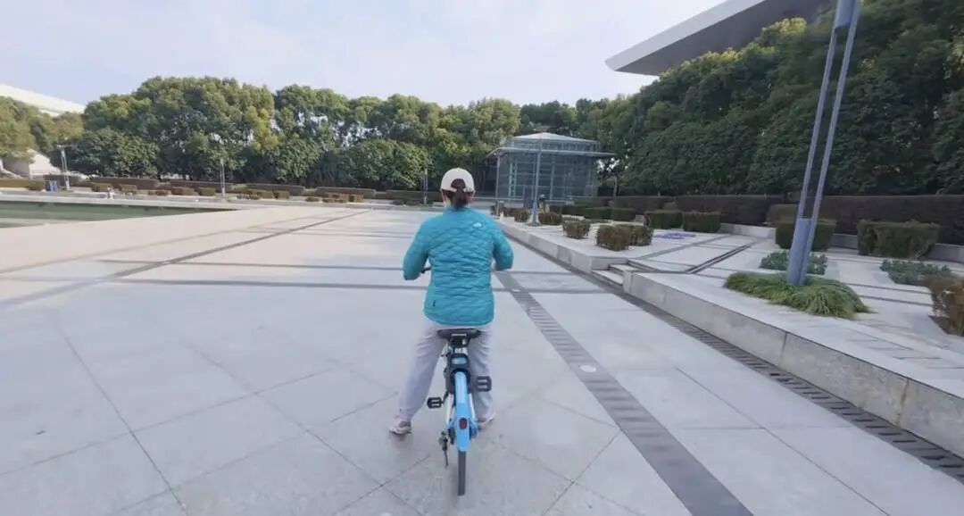 “小伙儿上门教成年人骑自行车”火了!两节课包会,累计已收入27万元 “小伙儿上门教成年人骑自行车”火了!两节课包会,累计已收入27万元