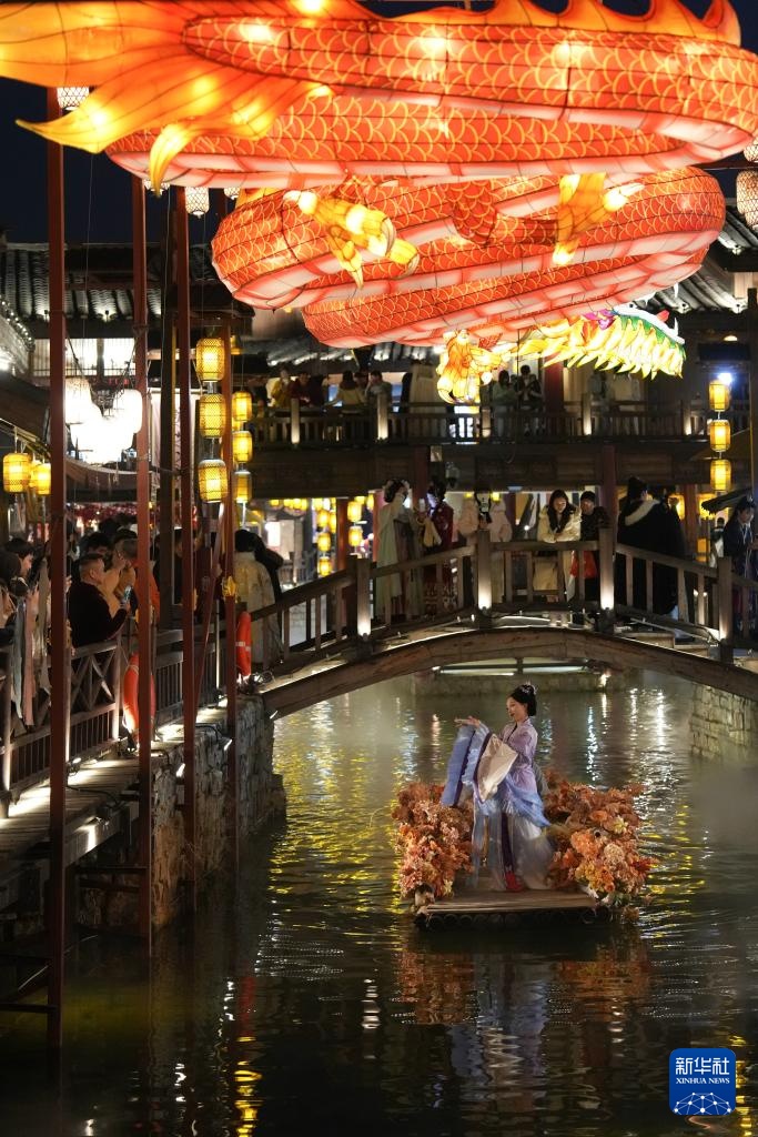 湖南南岳：衡山脚下夜缤纷