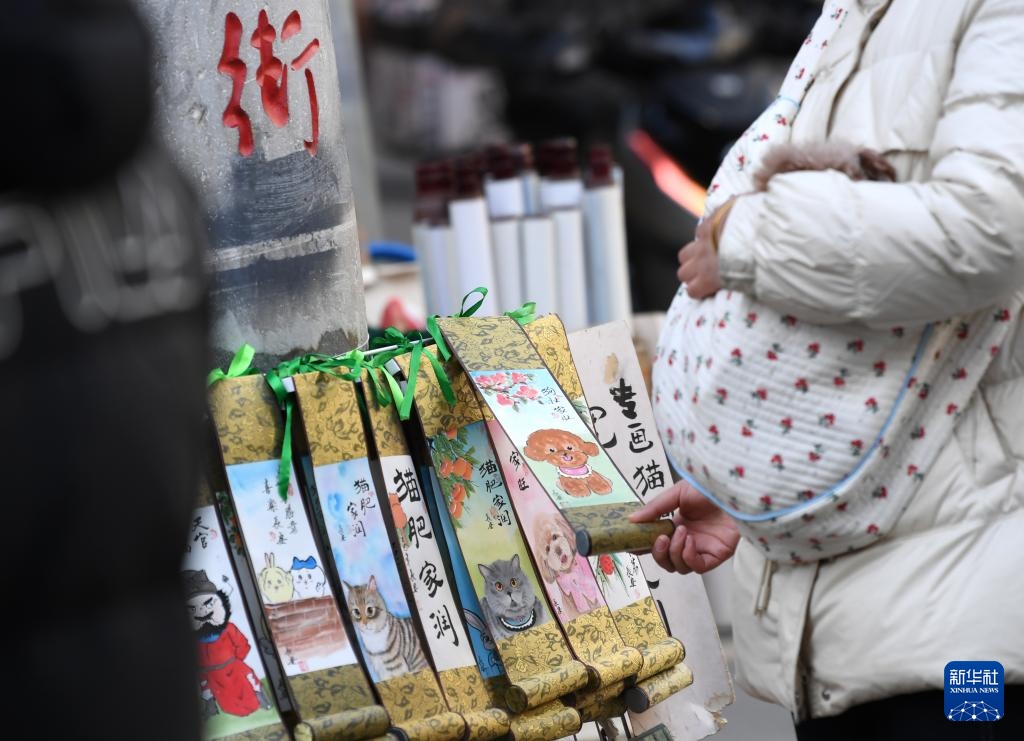 西安：古城艺术街区呈现笔墨新趣