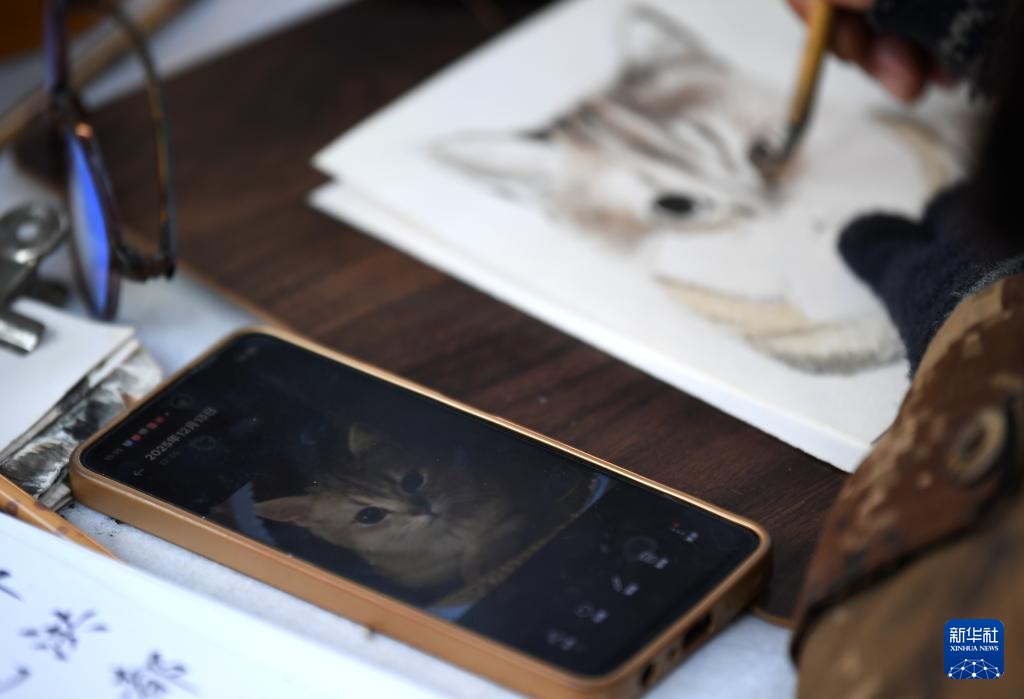 西安：古城艺术街区呈现笔墨新趣