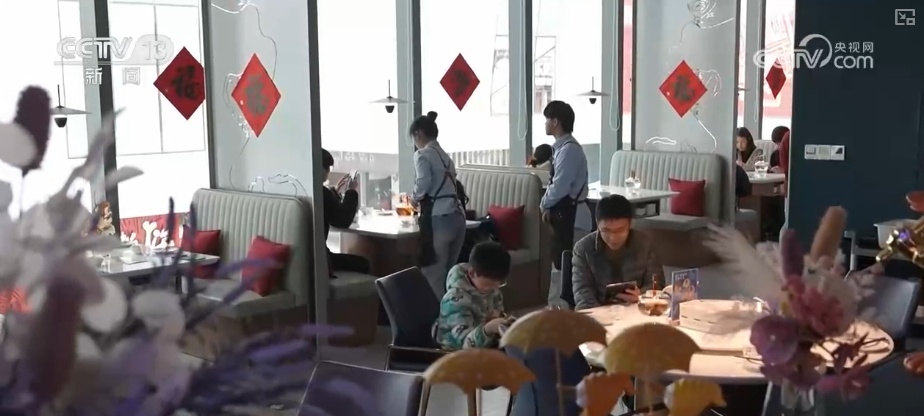 政府补、企业让，百姓乐享“焕”新！“真金白银”实惠助推跨场景消费再掀热潮