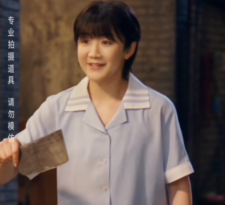 陈梦回应出演热播剧：探班表哥黄晓明意外客串！“小陈演了小陈”