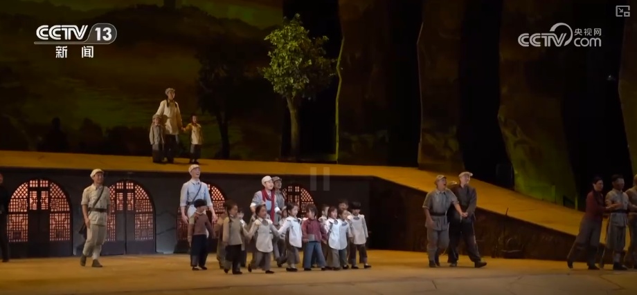 C（城）→G（高） 字头改变拉高文旅热度 小县城借助高铁网走向全国大市场