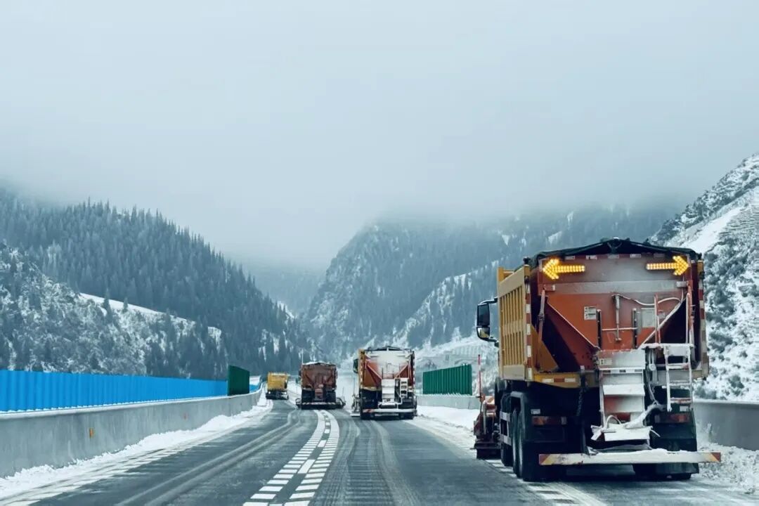 寒潮+暴雪+冻雨强势来袭！多地交通运输部门加强主动防御全力保障出行安全