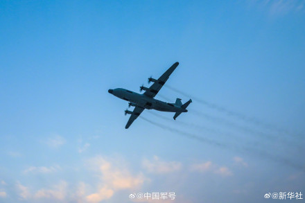 巡弋空天的战机太帅了