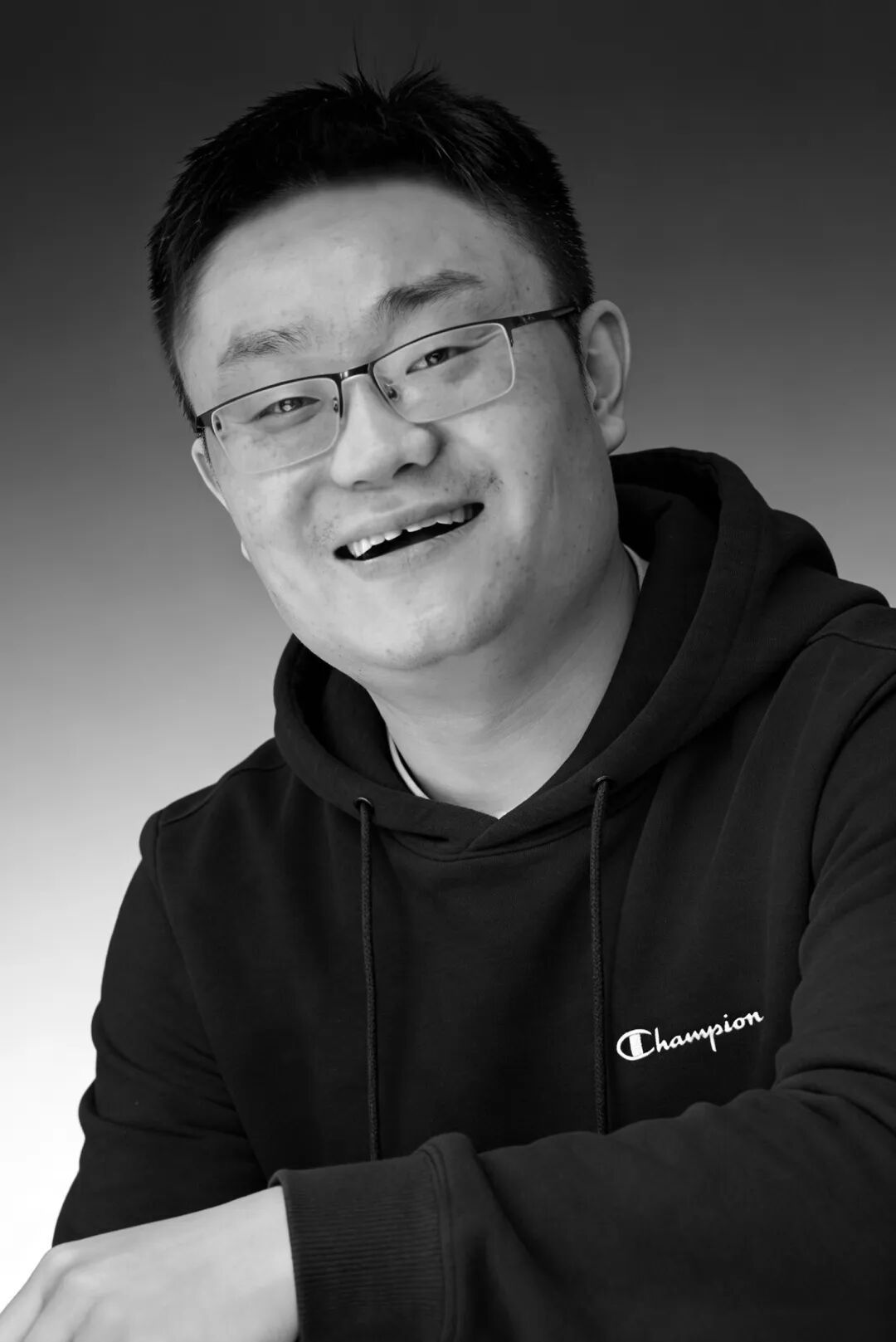 “樊骅,再见!樊骅,加油!” “樊骅,再见!樊骅,加油!”