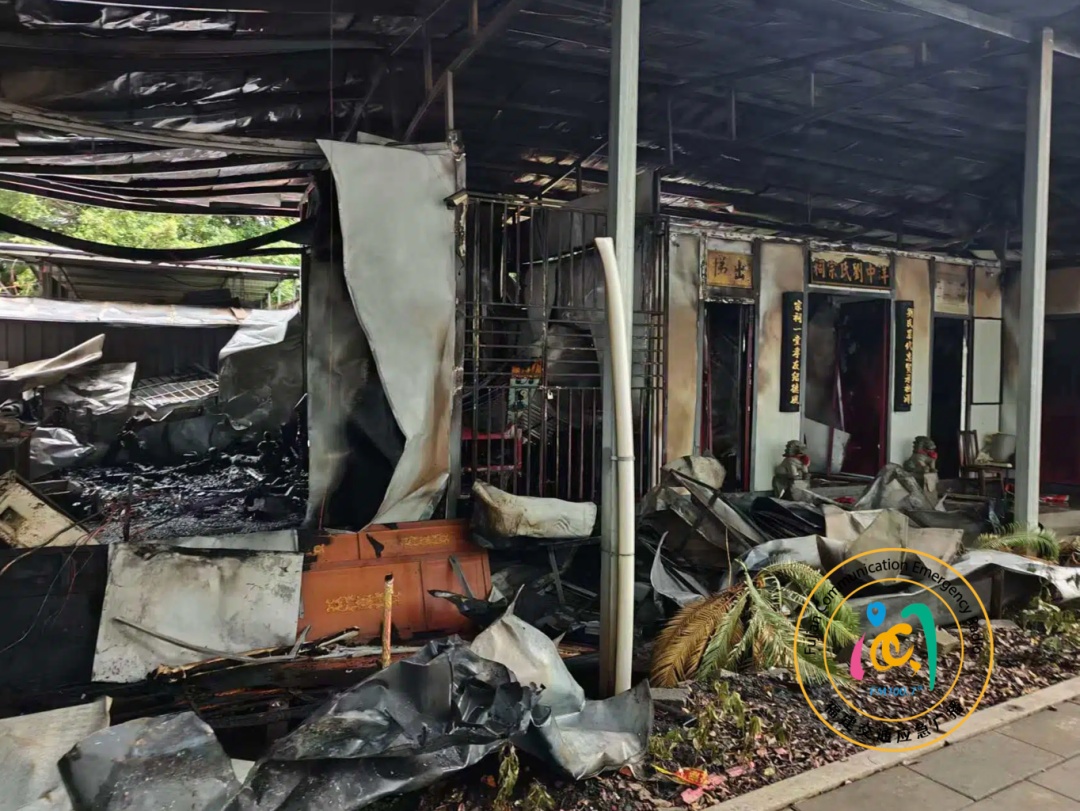 福州台江区一处建筑发生火灾，明火已被扑灭