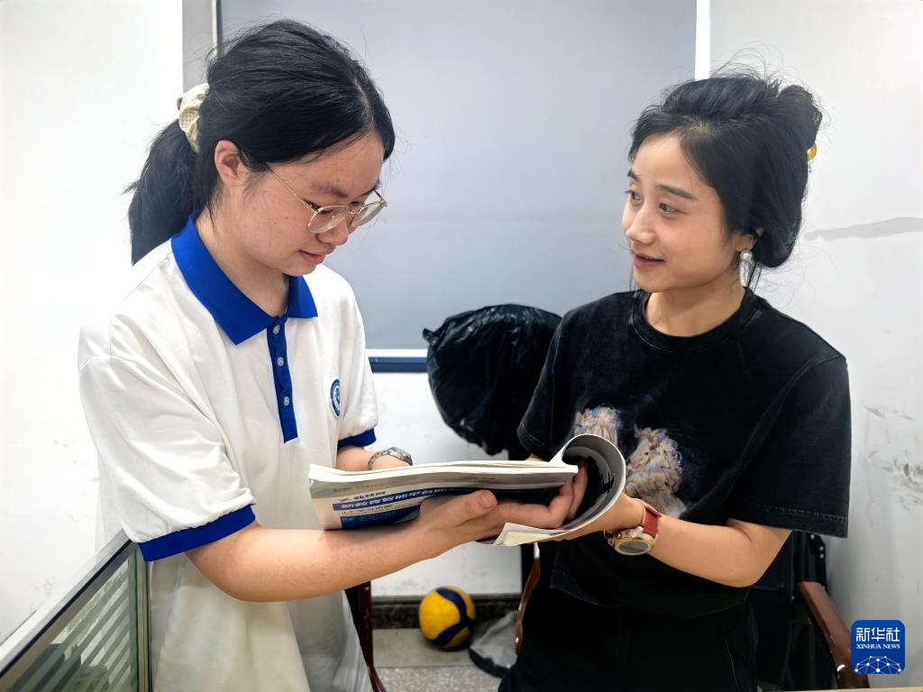 “地震宝宝”谌杏闻高考了 “地震宝宝”谌杏闻高考了