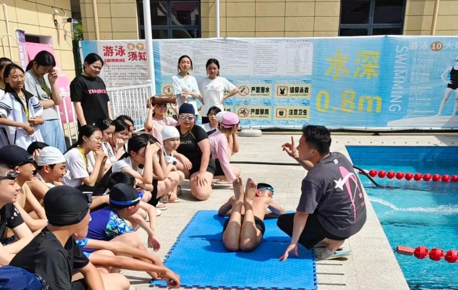 江西龙南市创新“游泳+防溺水”融合教育筑牢学生安全屏障 江西龙南市创新“游泳+防溺水”融合教育筑牢学生安全屏障