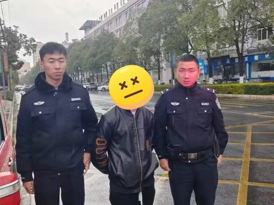 被改命“大师”3年骗走25万！时隔4年，这笔旧账，民警硬是帮她“翻”了回来