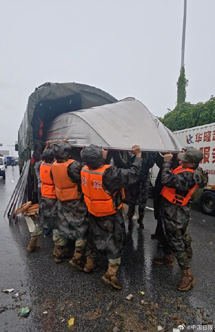 感动!汶川地震获救少年18年后奔赴广西抗洪救灾 感动!汶川地震获救少年18年后奔赴广西抗洪救灾