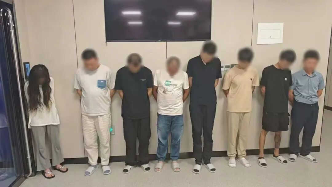 小伙疯狂转账127次!合肥警方锁定某小区,打掉一色情直播引流团伙 小伙疯狂转账127次!合肥警方锁定某小区,打掉一色情直播引流团伙