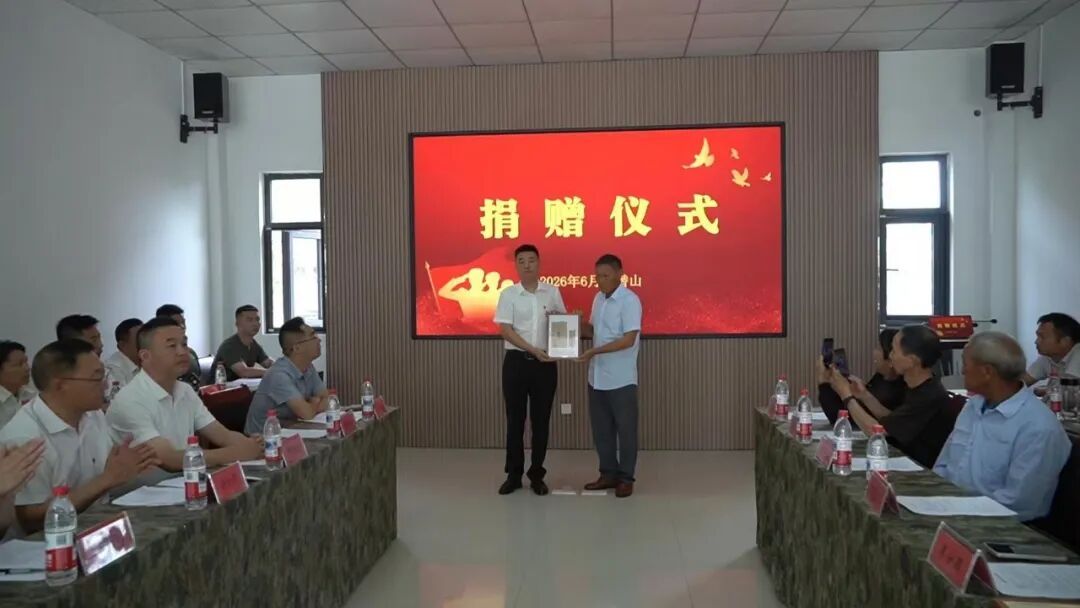 “电视剧情节成真”，爷爷藏了70多年的借粮证，如今政府还7万！