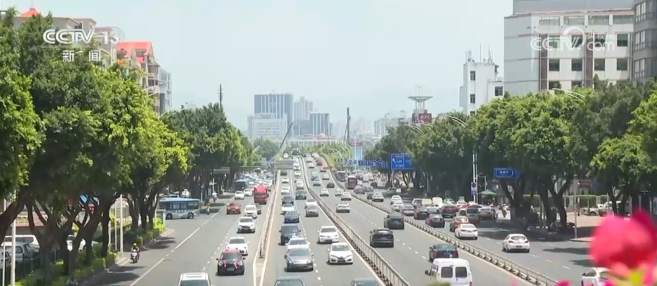 健康小贴士 | 高温天气锻炼要注意哪些?一文了解→ 健康小贴士 | 高温天气锻炼要注意哪些?一文了解→