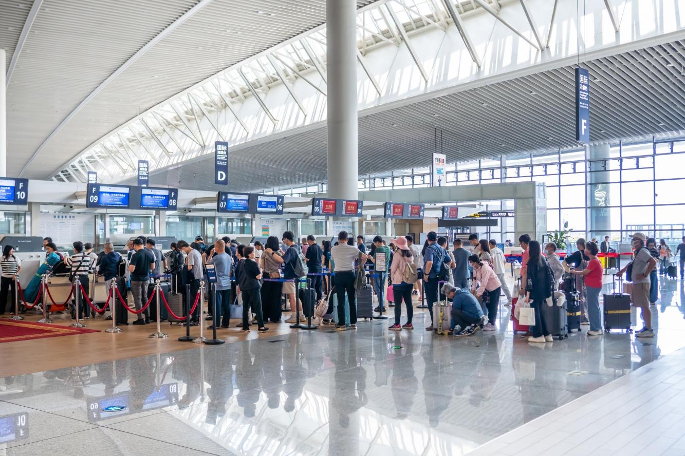 青岛机场出入境旅客量突破200万人次 青岛机场出入境旅客量突破200万人次