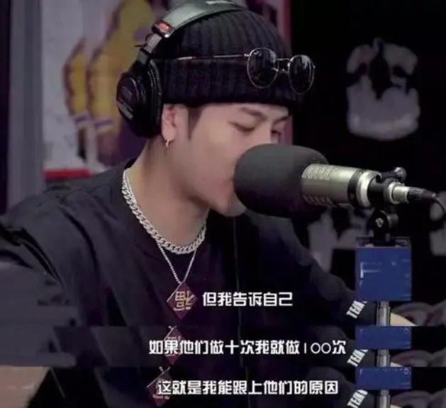 已确认！歌手王嘉尔官宣新身份