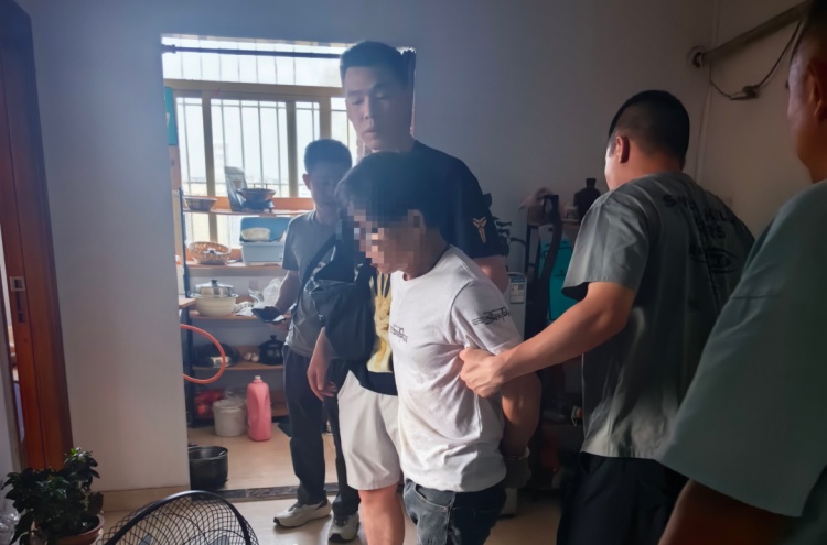 姐姐户口本多出的“儿子”露馅！柳州警方跨省缉凶侦破25年命案！细节披露