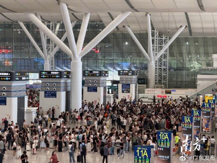 广深港高铁跨境客流破2000万人次