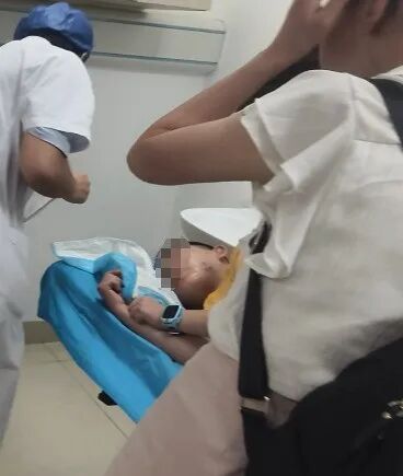 12岁男孩湖边玩耍被它一口“咬”脸！暑假尚未结束，家长们注意了！