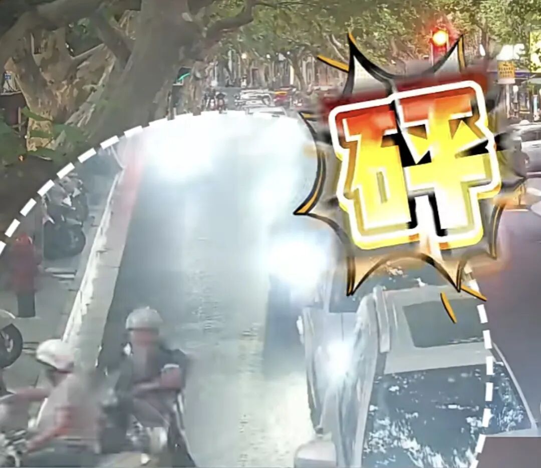 横穿马路发生车祸,被判全责!女子不服:“我被撞活该?”上海交警硬核执法 横穿马路发生车祸,被判全责!女子不服:“我被撞活该?”上海交警硬核执法