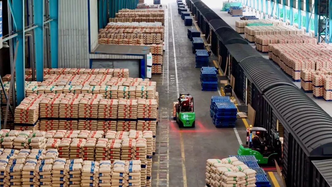 今天起，陕西铁路实行新的列车运行图