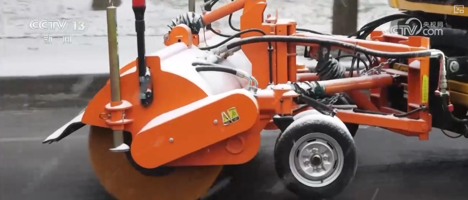 多部门以“雪”为令协同联动保畅通、保民生 全力护航百姓生产生活平稳有序