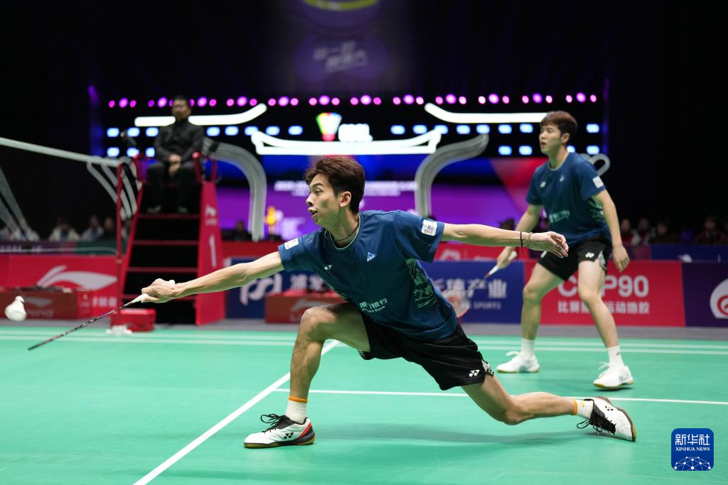 羽毛球——中国俱乐部超级联赛:厦门银行队获冠军