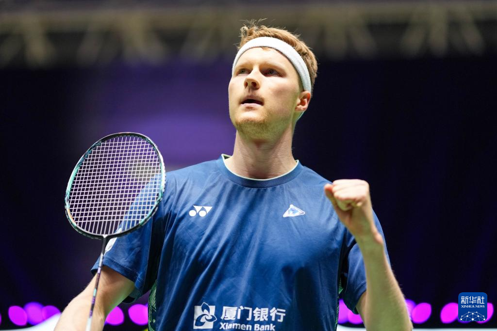 羽毛球——中国俱乐部超级联赛:厦门银行队获冠军