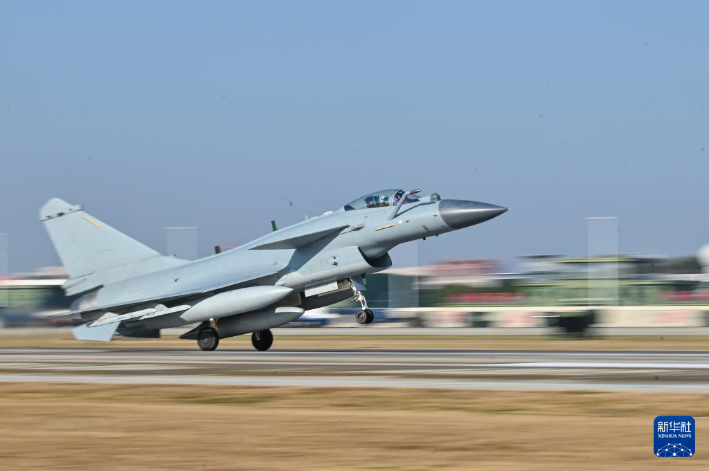 号角催征砺精兵!全军部队开展新年度军事训练